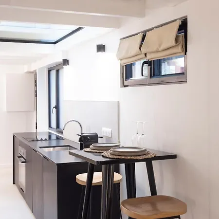 Apartment Stylish 1br Loft Near Montparnasse Paris